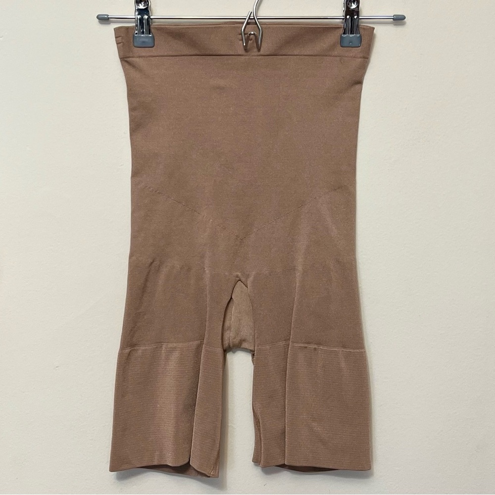 Spanx • L • Tan High Waisted Shaper Shaping Shorts